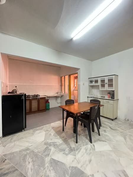 Astana Alam Apartment 2 untuk Untuk Dijual - RM 185,000, Mac 2026 - Kitchen - PropertyGuru.com.my