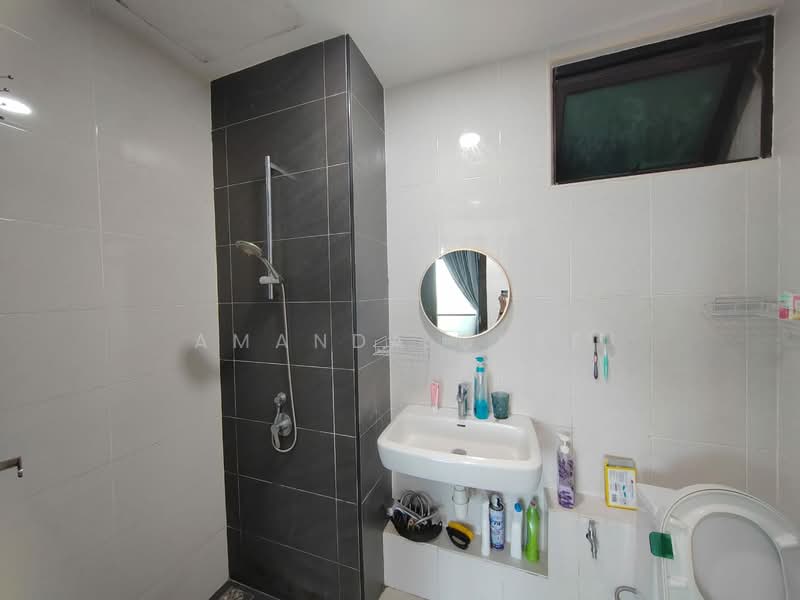 Wave @ Marina Cove untuk Untuk Disewa - RM 2,800 /bulan, Mac 2026 - Bathroom - PropertyGuru.com.my
