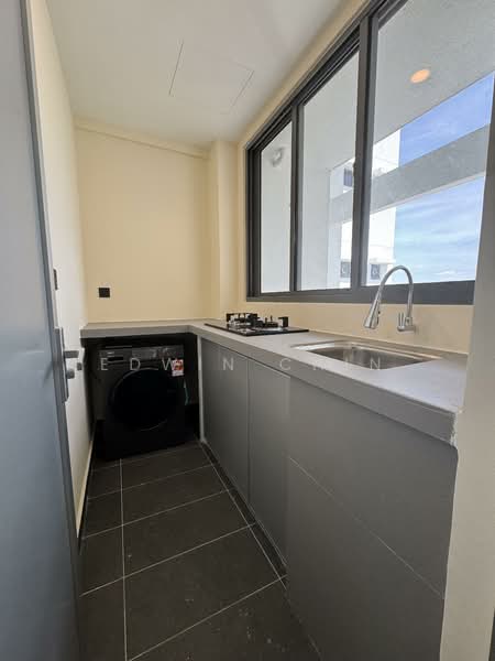 Eco Bloom untuk Untuk Disewa - RM 2,200 /bulan, Mac 2026 - Kitchen - PropertyGuru.com.my