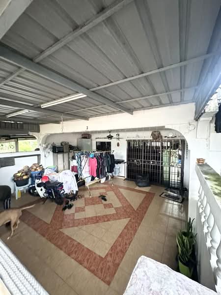 1-storey Terraced House for Sale in Batu Pahat (Johor) - Jeny Loo - Balcony - PropertyGuru.com.my