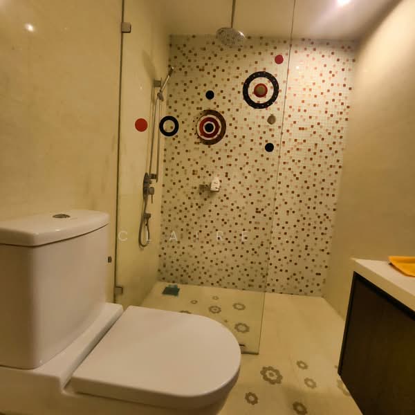 Regalia Residence untuk Untuk Dijual - RM 310,000, Mac 2026 - Bathroom - PropertyGuru.com.my