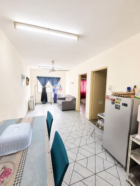 Flat for Sale at Flora Damansara Flat - Hafiz Helmy - Living Room - PropertyGuru.com.my