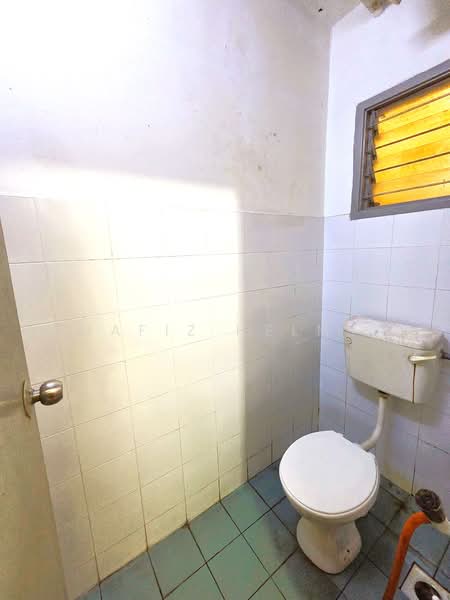 Flat for Sale at Flora Damansara Flat - Hafiz Helmy - Bathroom - PropertyGuru.com.my
