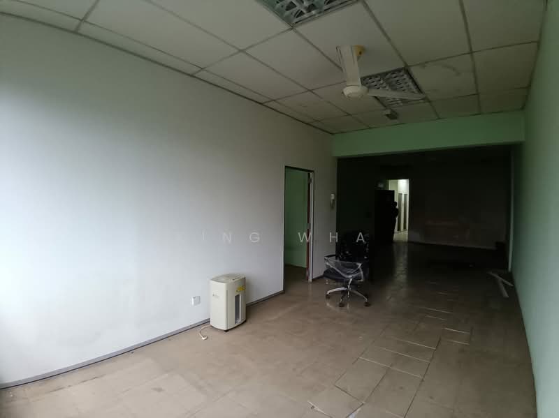 taman melawati 4 adjoining office lot . 22x80 jalan bandar 11 untuk Untuk Disewa - RM 8,000 /bulan, Mac 2026 - Interior - PropertyGuru.com.my