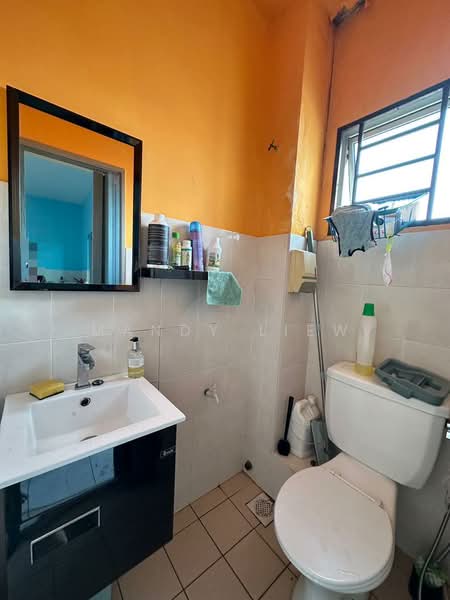 Taman Bukit Permata untuk Untuk Dijual - RM 688,000, Mac 2026 - Bathroom - PropertyGuru.com.my