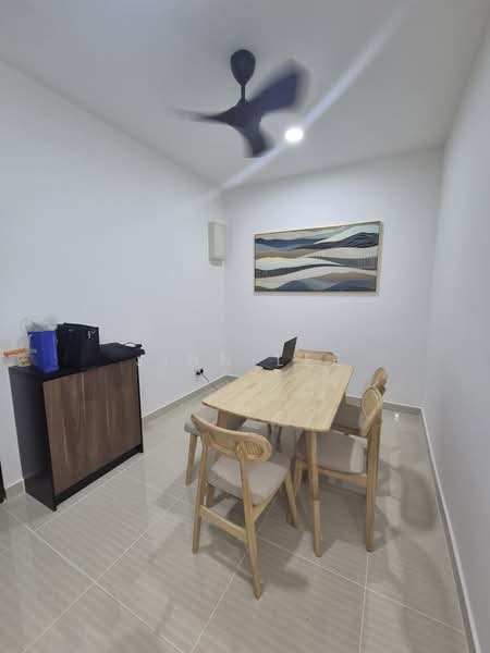 Hampton Height Damansara untuk Untuk Disewa - RM 3,000 /bulan, Mac 2026 - Dining Room - PropertyGuru.com.my