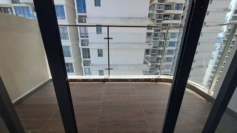 Condominium for Sale at Royal Strand @ Country Garden Danga Bay - Annie Chai - Balcony - PropertyGuru.com.my