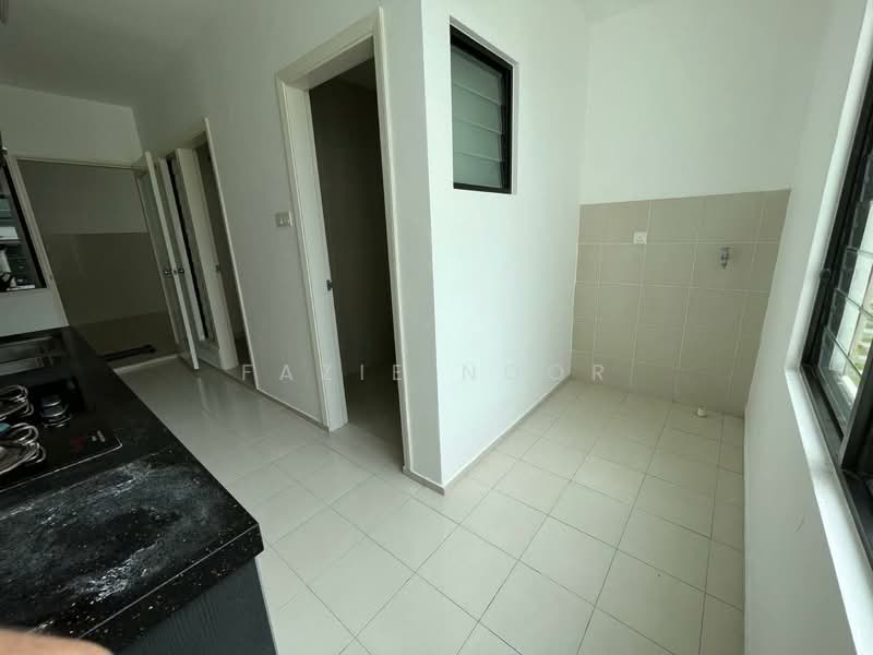 Townhouse for Sale in Shah Alam (Selangor) - Fazie Noor - Kitchen - PropertyGuru.com.my