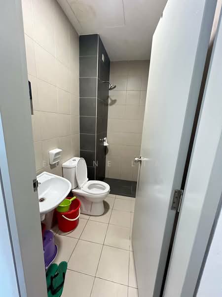 Service Residence for Rent at SkyLake Residence - Elaine Lian - Bathroom - PropertyGuru.com.my