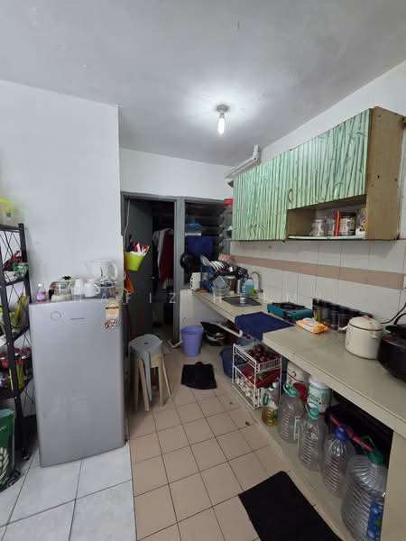 Flat for Sale at Flora Damansara Flat - Hafiz Helmy - Kitchen - PropertyGuru.com.my