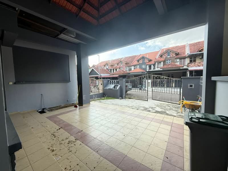 2-storey Terraced House for Sale in Taman Nusa Idaman (Iskandar Puteri (Nusajaya)) - Jeny Loo - Exterior - PropertyGuru.com.my