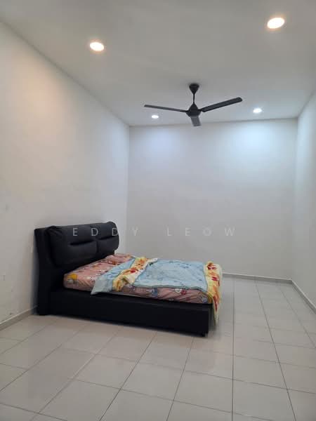 Semi-Detached House for Sale in Taman Bukit Larang Indah (Telok Mas) - Eddy Leow - Bedroom - PropertyGuru.com.my