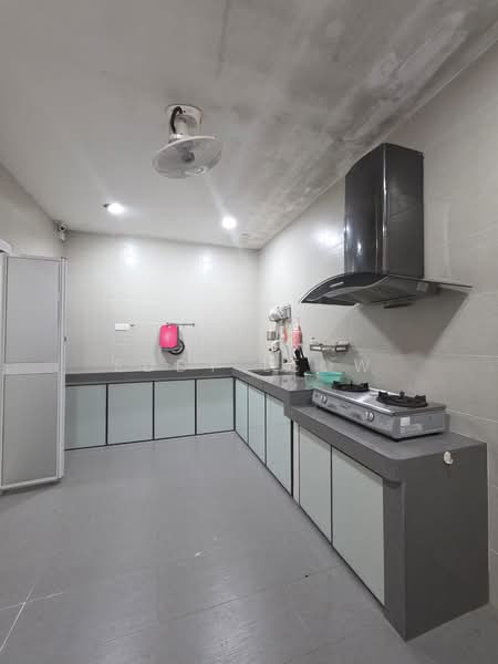 Semi-Detached House for Sale in Taman Bukit Larang Indah (Telok Mas) - Eddy Leow - Kitchen - PropertyGuru.com.my