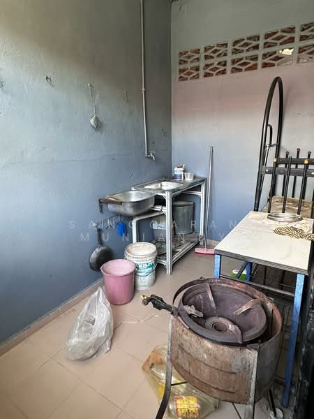 1-storey Terraced House for Rent in Taman Kemuning (Kulim) - Sanggaran Muniandy - Kitchen - PropertyGuru.com.my