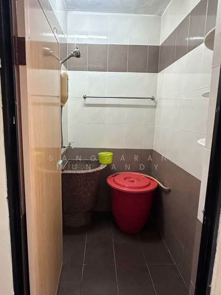1-storey Terraced House for Rent in Taman Kemuning (Kulim) - Sanggaran Muniandy - Bathroom - PropertyGuru.com.my