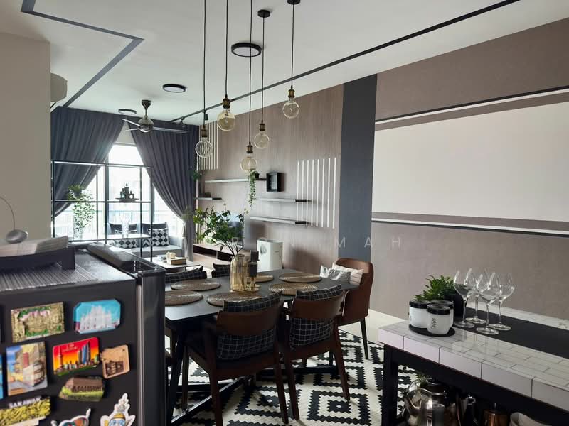 Service Residence for Sale at KL Traders Square - Sharon Mah - Dining Room - PropertyGuru.com.my