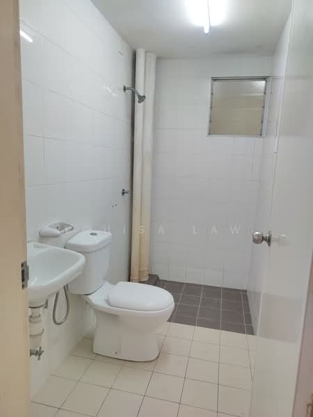 Apartment for Rent at Seri Jati - Louisa Law - Bathroom - PropertyGuru.com.my
