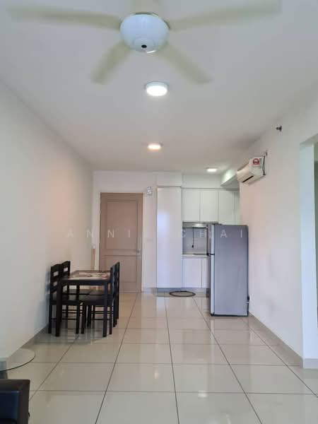 Apartment for Sale at Austin Suites (Permata Austin) - Annie Chai - Dining Room - PropertyGuru.com.my