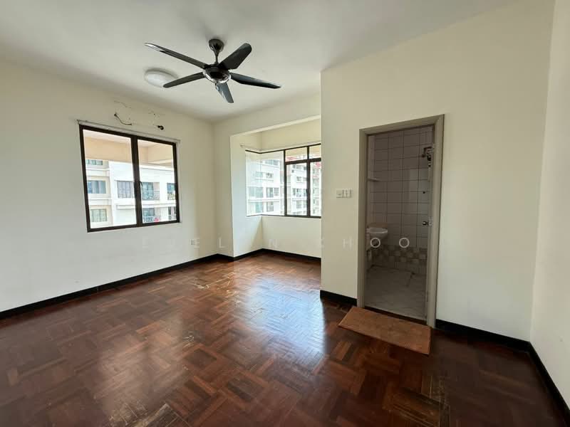 Condominium for Sale at Armanee - Evelyn Khoo - Room - PropertyGuru.com.my