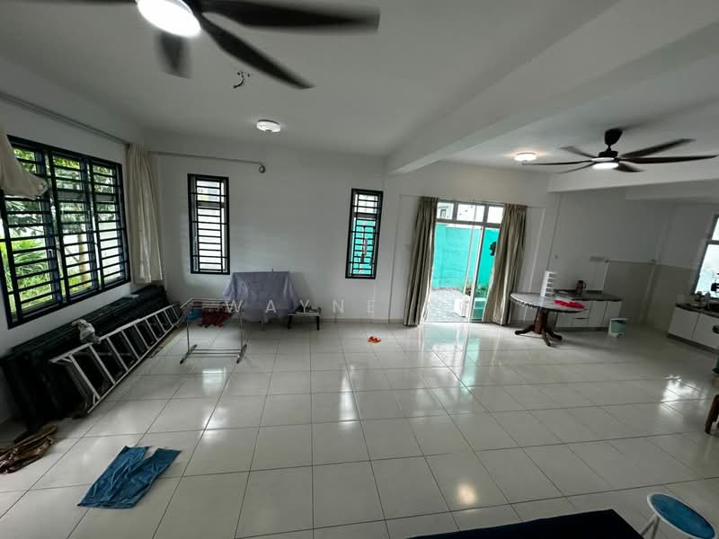 Cluster House for Sale in Taman Pulai Mutiara (Iskandar Puteri (Nusajaya)) - Wayne Ng - Living Room - PropertyGuru.com.my