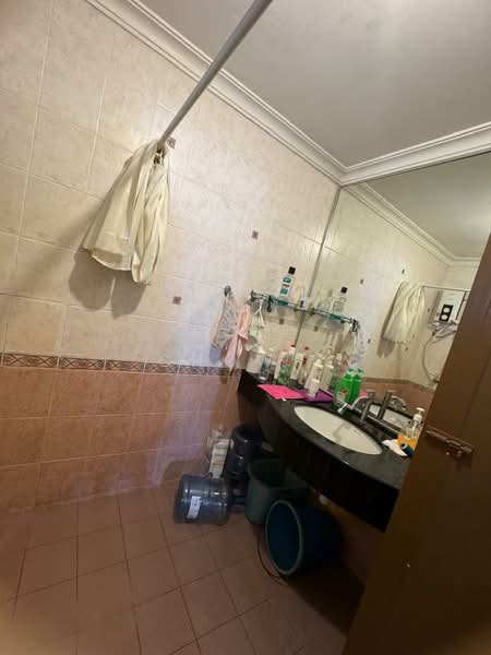 Condominium for Rent at Robson Condominium - Chow . - Bathroom - PropertyGuru.com.my