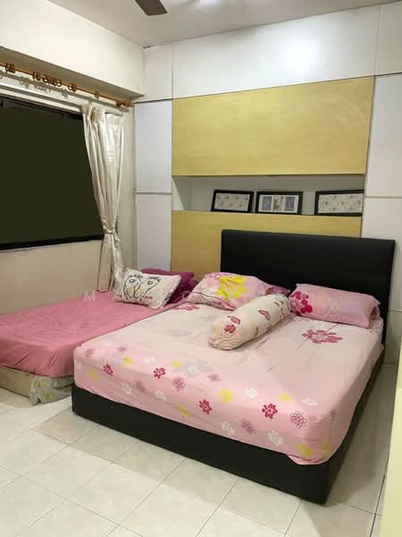 Condominium for Sale at Vista Komanwel A - Mak Oliver - Bedroom - PropertyGuru.com.my