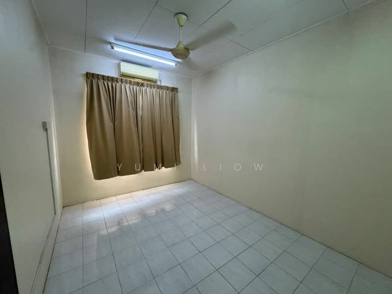 2-storey Terraced House for Sale in Taman Puteri Wangsa (Ulu Tiram) - Yumi Liow - Interior - PropertyGuru.com.my