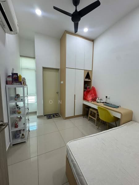 Taman Austin Perdana untuk Untuk Dijual - RM 948,000, Mac 2026 - Bedroom - PropertyGuru.com.my