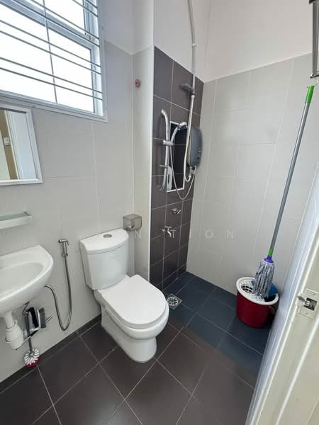 Taman Austin Perdana untuk Untuk Dijual - RM 948,000, Mac 2026 - Bathroom - PropertyGuru.com.my