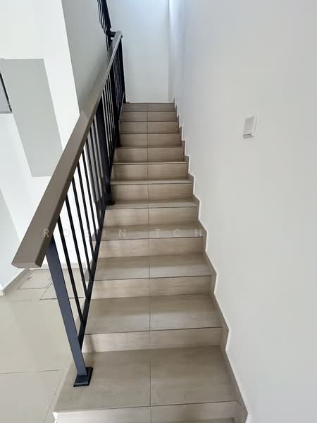 Salak South untuk Untuk Dijual - RM 1,300,000, Mac 2026 - Interior - PropertyGuru.com.my