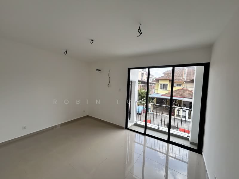 Salak South untuk Untuk Dijual - RM 1,300,000, Mac 2026 - Balcony - PropertyGuru.com.my