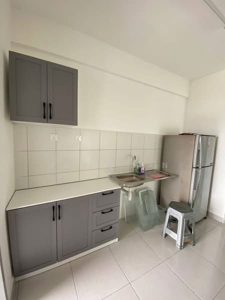 Fairview Residence untuk Untuk Disewa - RM 1,700 /bulan, Mac 2026 - Kitchen - PropertyGuru.com.my