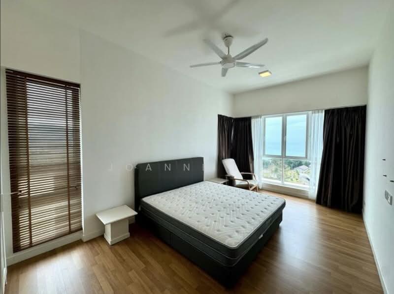 Kondominium untuk Disewa di Bayu Ferringhi Condominiums - Joanne Liw - Bedroom - PropertyGuru.com.my