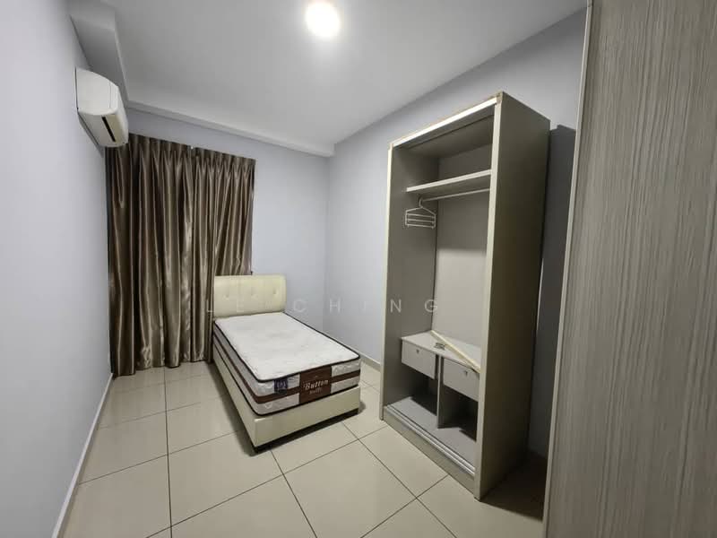 Service Residence for Rent at Meridin Bayvue Serviced Apartment - Le Ching . - Bedroom - PropertyGuru.com.my