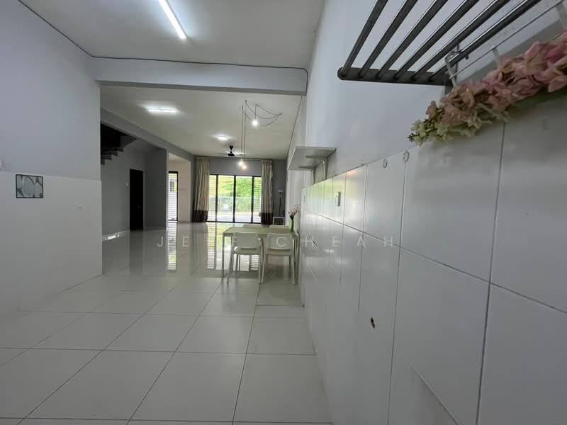 Terraced House for Rent in Semenyih (Selangor) - Jeff Cheah - Living Room - PropertyGuru.com.my