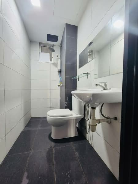 Condominium for Sale at Residensi Rampai (The Parc Tower) - Khairul Nizam - Bathroom - PropertyGuru.com.my