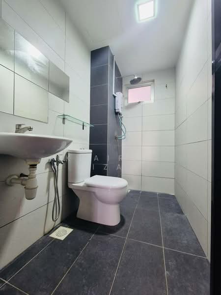 Condominium for Sale at Residensi Rampai (The Parc Tower) - Khairul Nizam - Bathroom - PropertyGuru.com.my