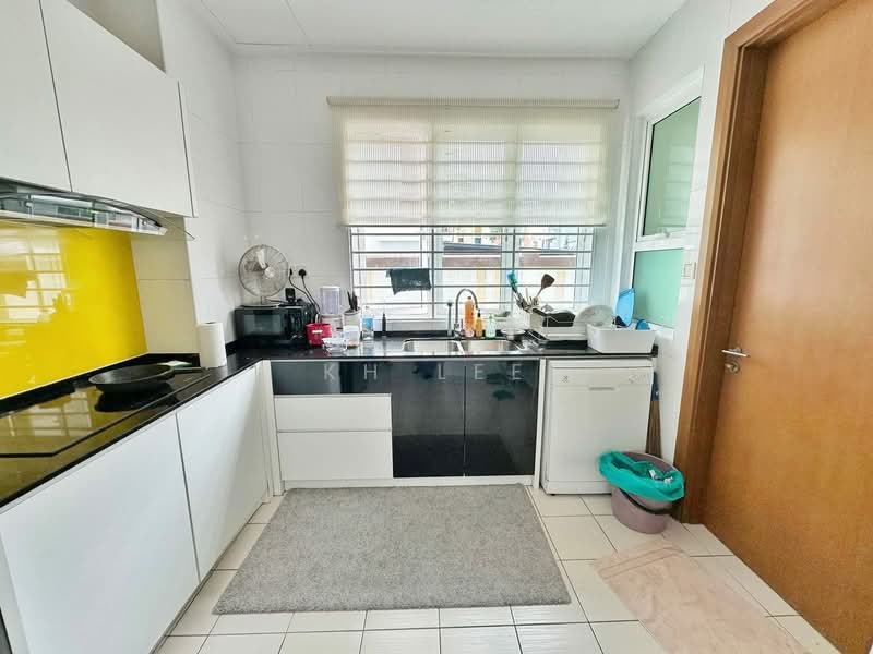 Semi-Detached House for Sale in Petaling Jaya (Selangor) - KH LEE - Kitchen - PropertyGuru.com.my