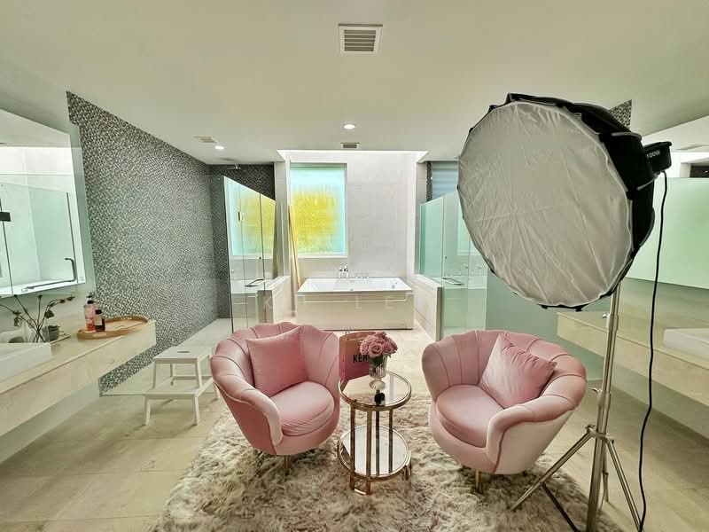 Semi-Detached House for Sale in Petaling Jaya (Selangor) - KH LEE - Bathroom - PropertyGuru.com.my