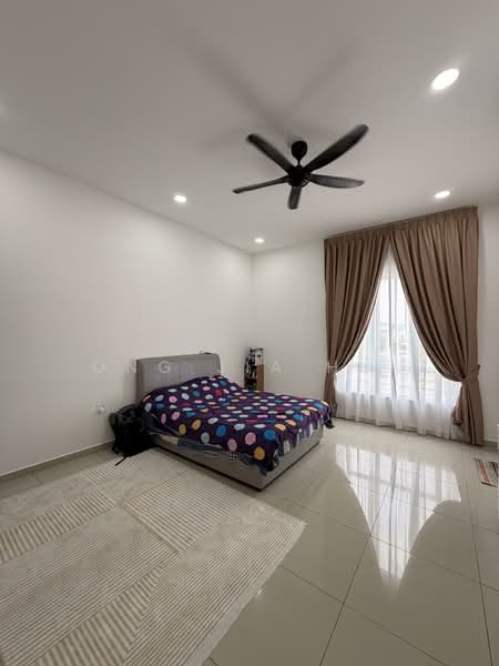 Bayu Sutera, Bandar Sri Sendayan untuk Untuk Disewa - RM 1,600 /bulan, Mac 2026 - Bedroom - PropertyGuru.com.my