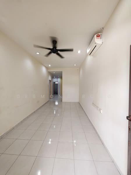 1-storey Terraced House for Rent in Taman Mount Austin (Tebrau) - Desmond Bong - Living Room - PropertyGuru.com.my