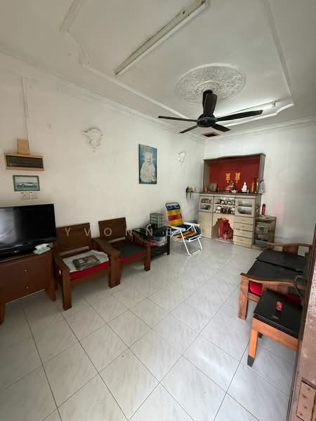 Taman Universiti untuk Untuk Dijual - RM 432,000, Mac 2026 - Living Room - PropertyGuru.com.my
