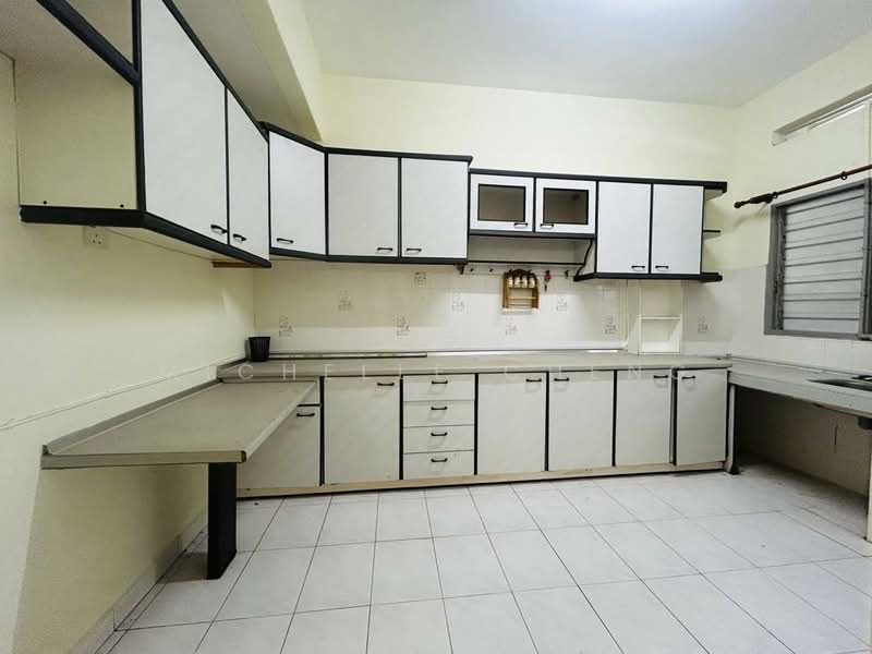 2-storey Terraced House for Sale in Taman Rasi Jaya (Menglembu) - Michelle Cheng - Kitchen - PropertyGuru.com.my
