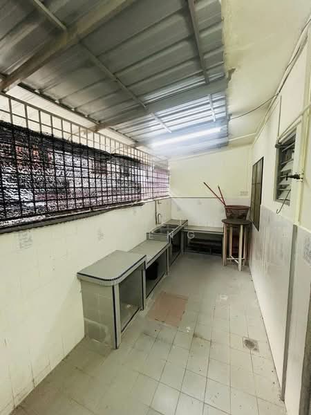 2-storey Terraced House for Sale in Taman Rasi Jaya (Menglembu) - Michelle Cheng - Kitchen - PropertyGuru.com.my