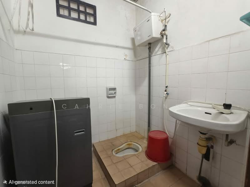 Factory for Sale in Taman Perindustrian Senai (Senai) - Cahrie Bong - Bathroom - PropertyGuru.com.my