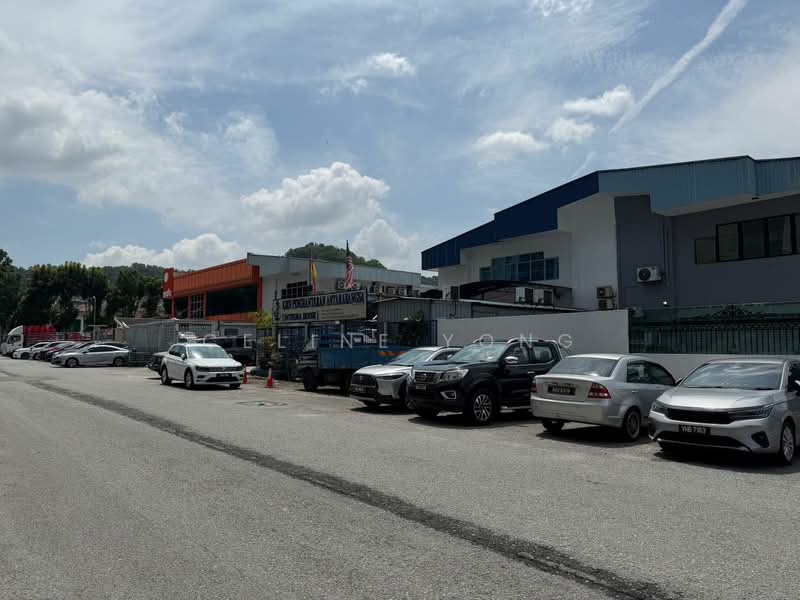 Kilang untuk Disewa di Taman Perindustrian Puchong (Puchong) - Celine Yong - Exterior - PropertyGuru.com.my