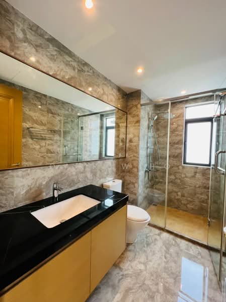 Apartment for Sale at R&F Princess Cove Phase 3-New Casa Suites - Darrow Ho - Bathroom - PropertyGuru.com.my