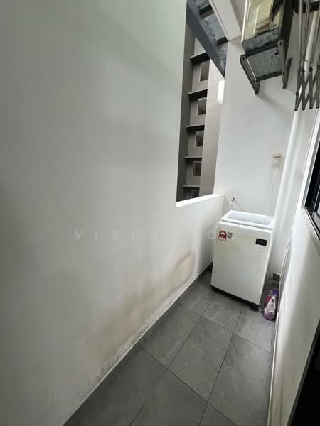 Twin Tower Residence untuk Untuk Disewa - RM 2,600 /bulan, Mac 2026 - Balcony - PropertyGuru.com.my