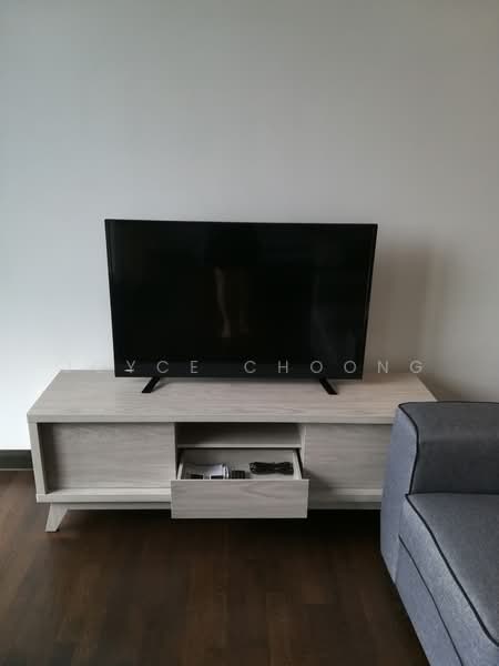 Apartment for Sale at V Residence Suites @ Sunway Velocity - Joyce Choong - Living Room - PropertyGuru.com.my