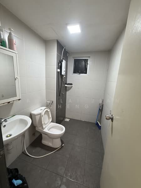 Residensi Pandanmas untuk Untuk Disewa - RM 1,400 /bulan, Mac 2026 - Bathroom - PropertyGuru.com.my